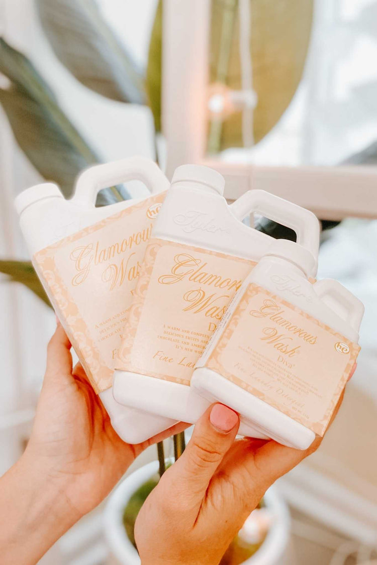 TYLER CANDLES - Glamorous Wash Laundry Detergent