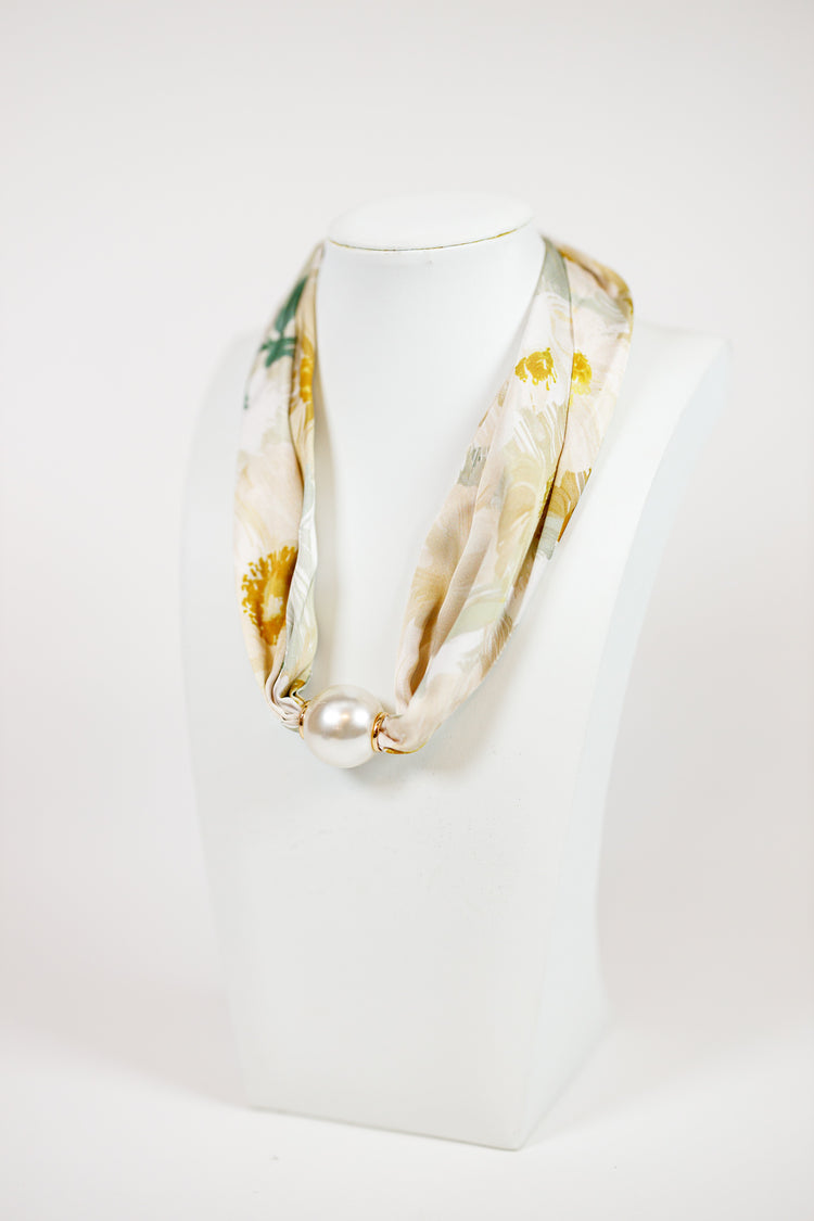 HD Pearl Magnetic Necklace, VARIOUS