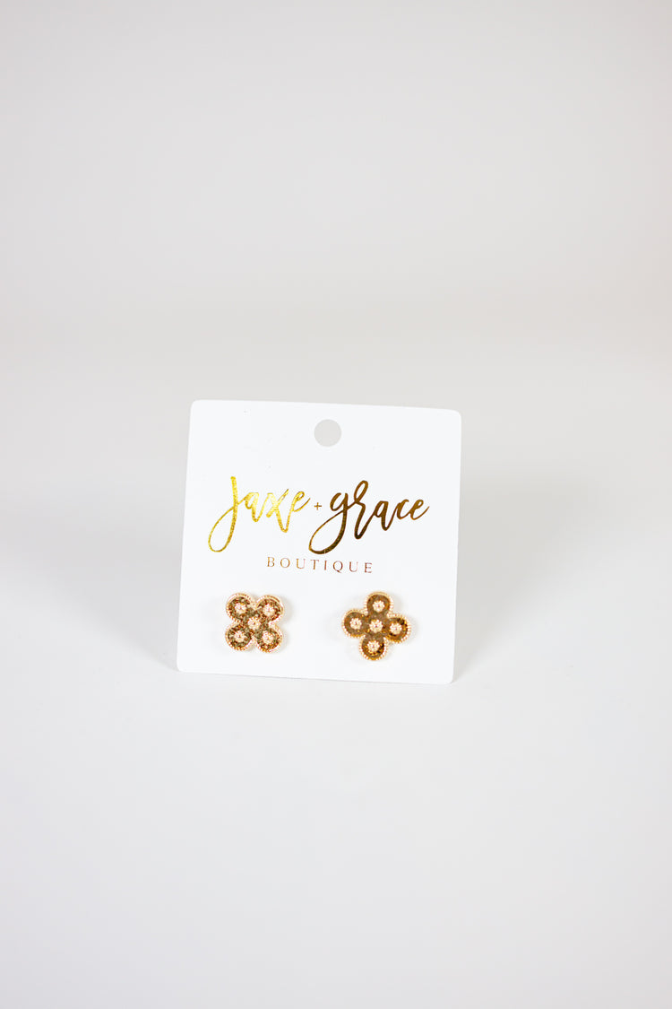 Ball Accent Clover Metal Studs
