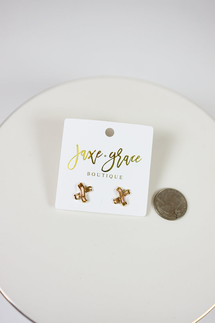 Crisscross Textured Stud Earrings, VARIOUS