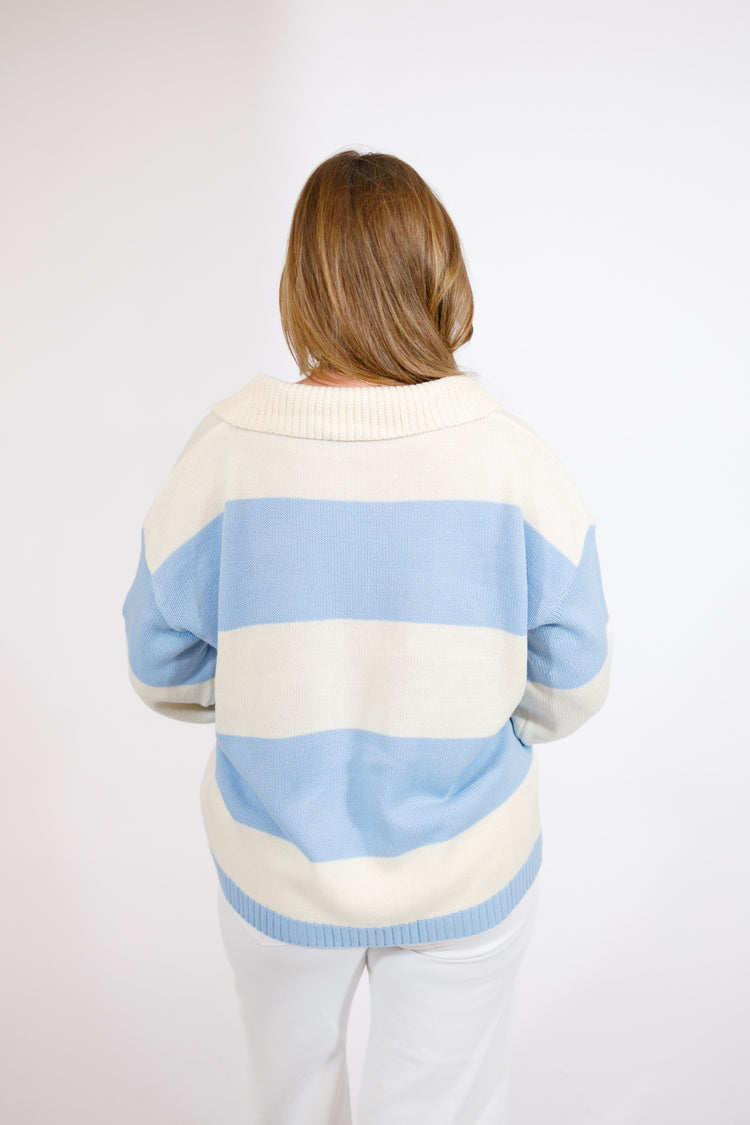 Cream and Blue Color Block Knit Sweater