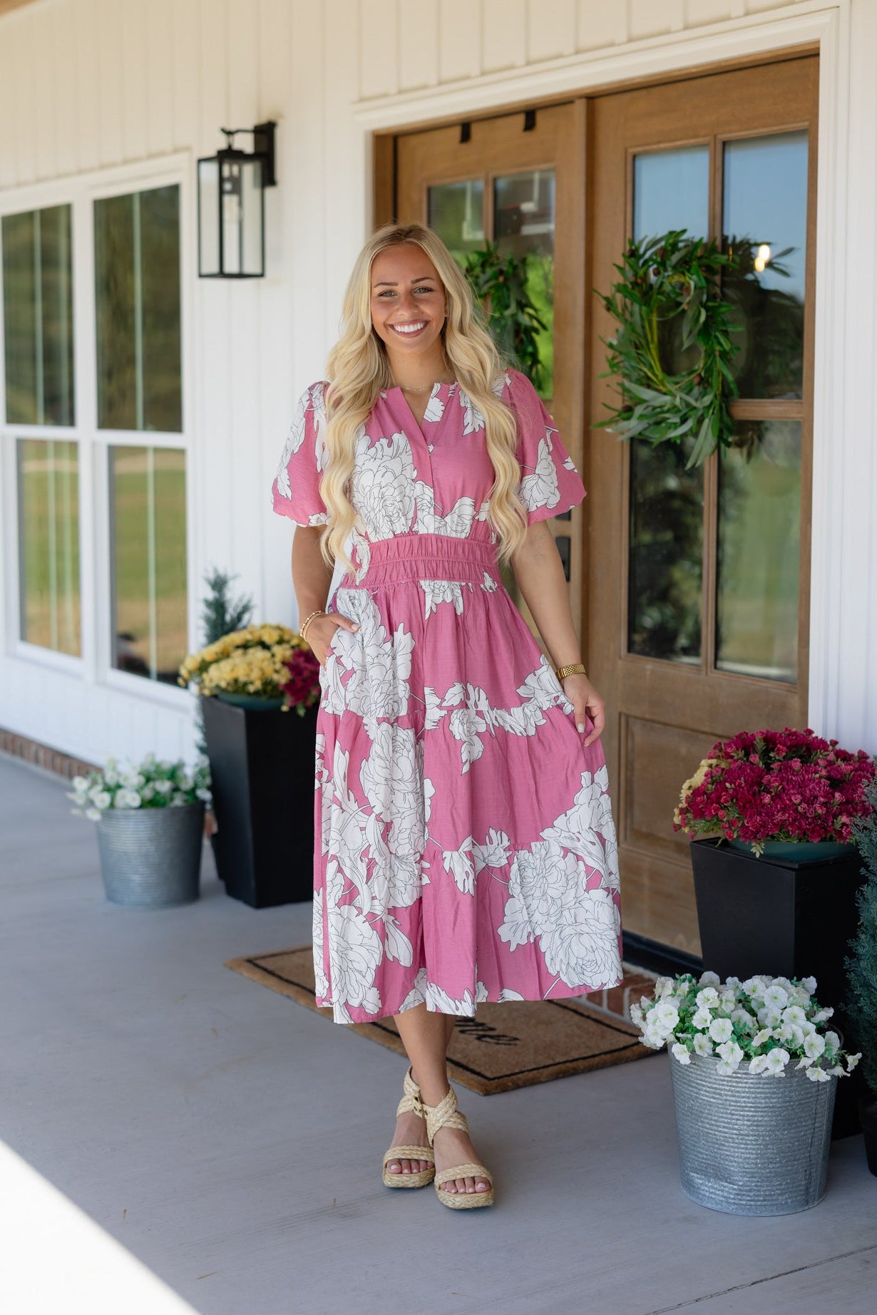tiered floral midi dress Pink Dress, S-2XL 2XL Number of subjects:10 people Leather Macrame Knot Imported. Zara Black Satin Halter