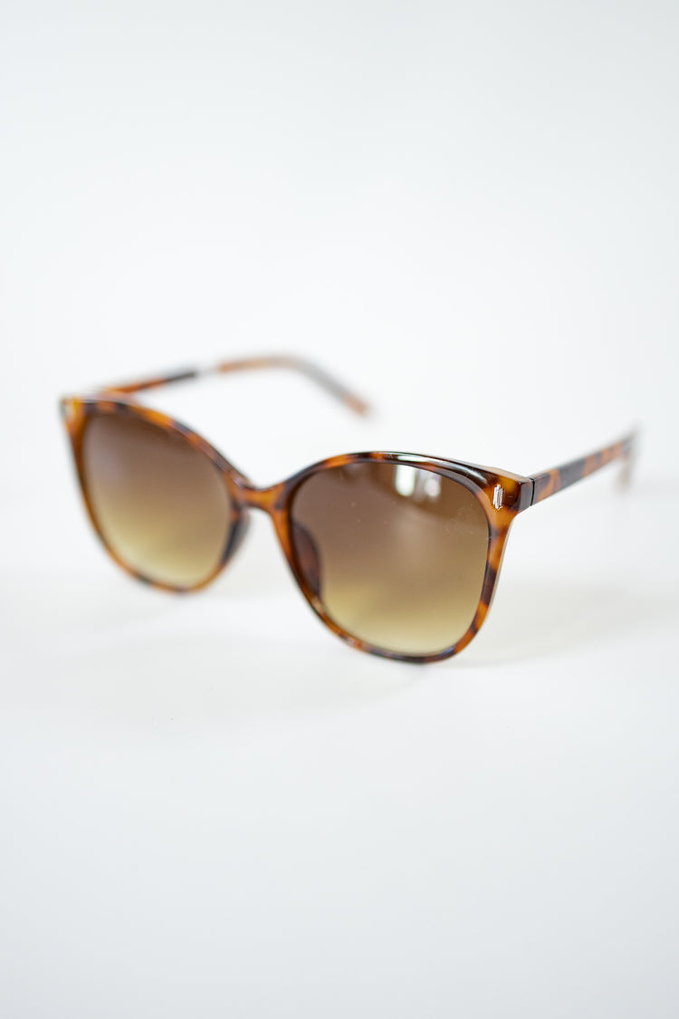 Round Cateye Sunglasses, VARIOUS