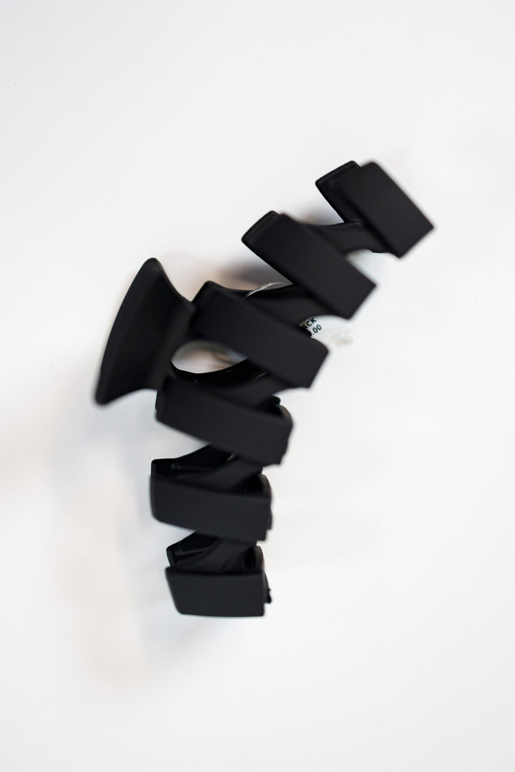 Zig Zag Claw Clip, BLACK