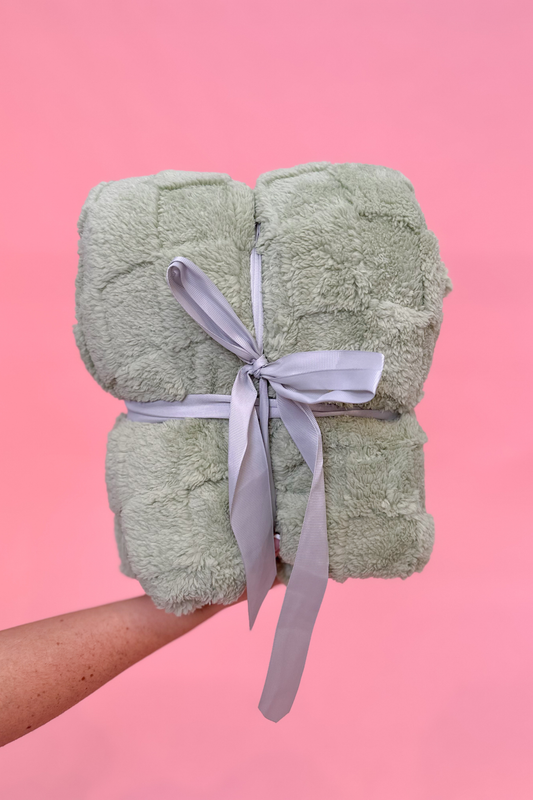 Green Textured Checkered Blanket