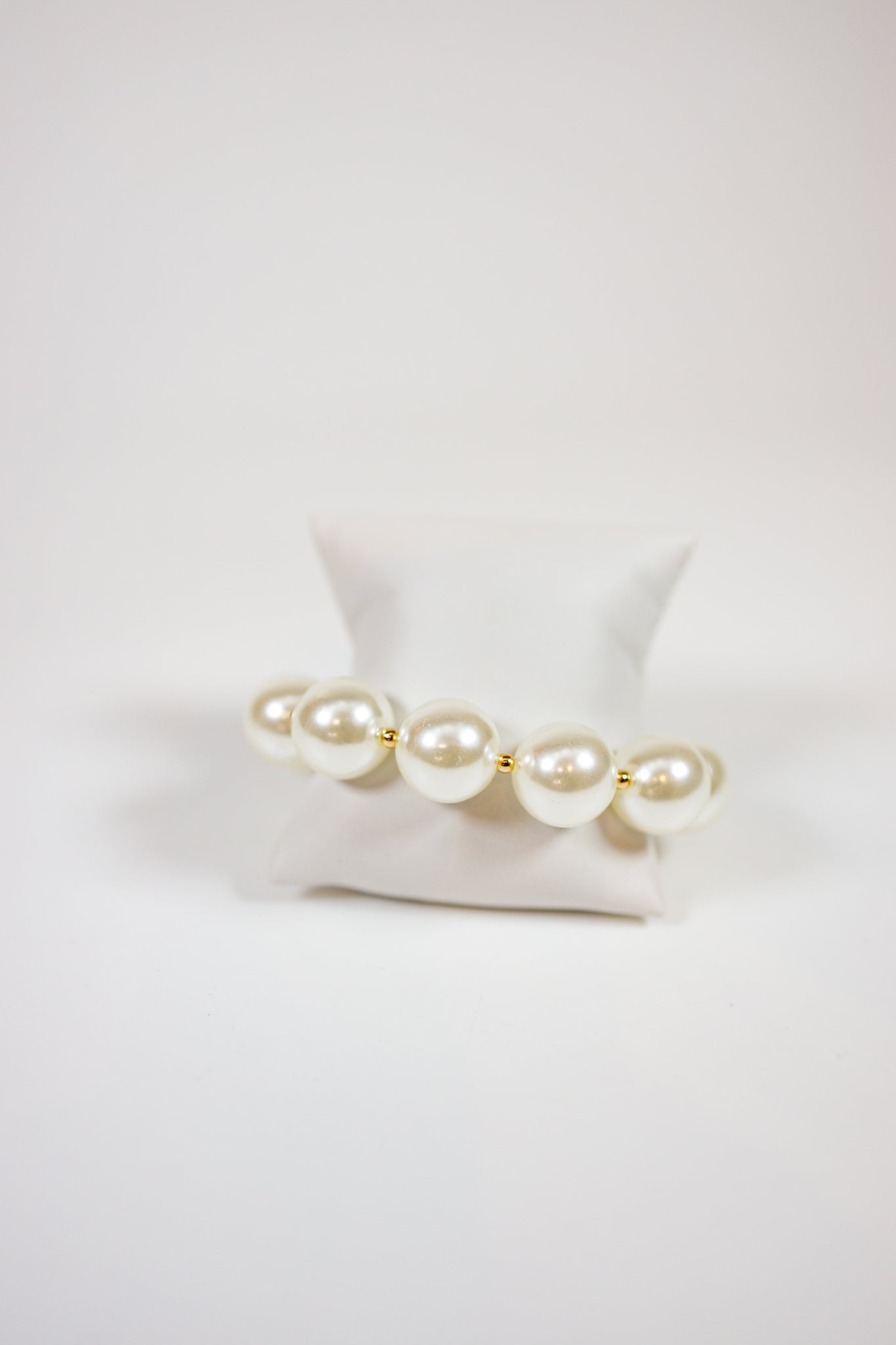 20mm Pearl Bracelet Jaxe + Grace Boutique