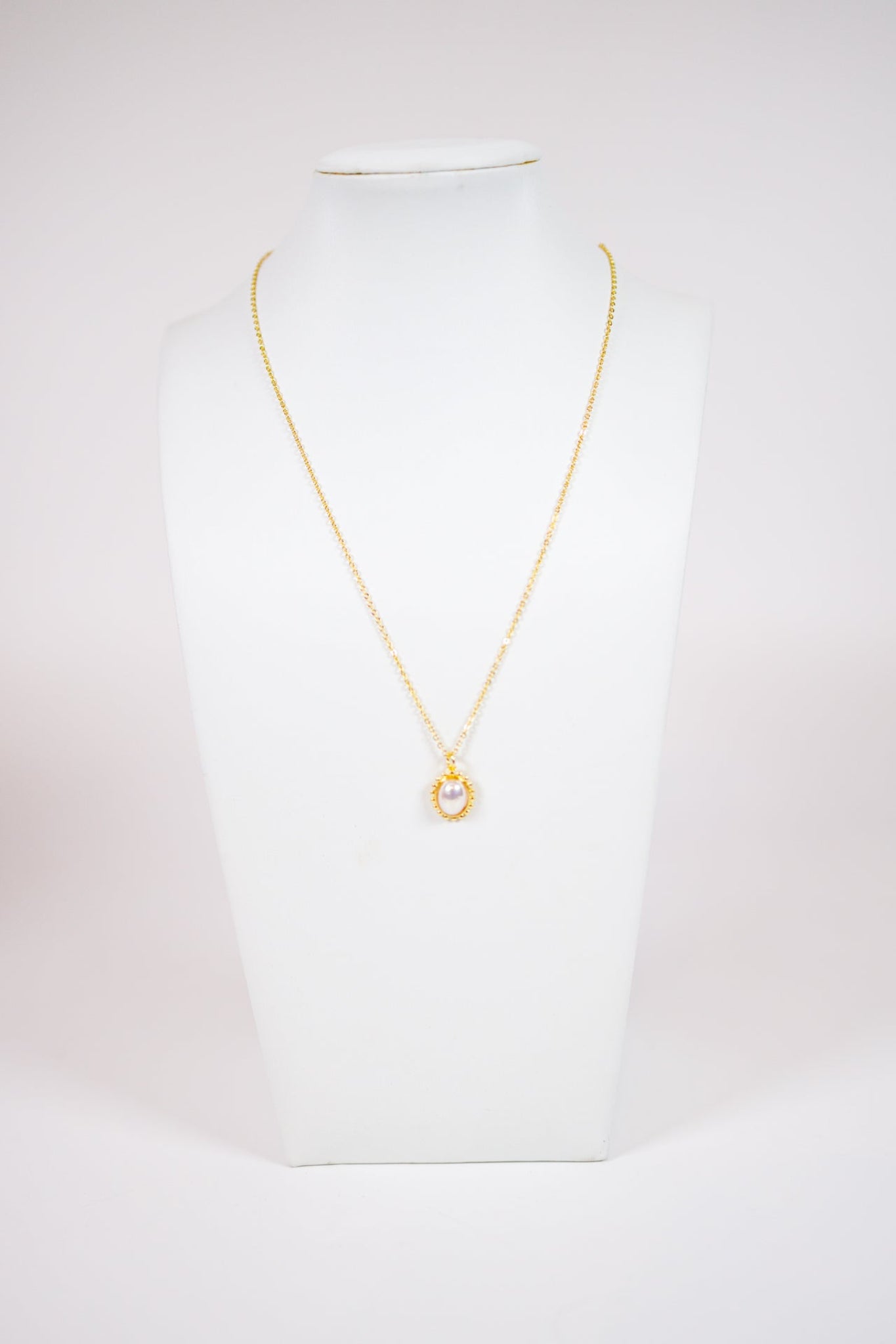 Elegant Pearl Necklace Jaxe + Grace Boutique