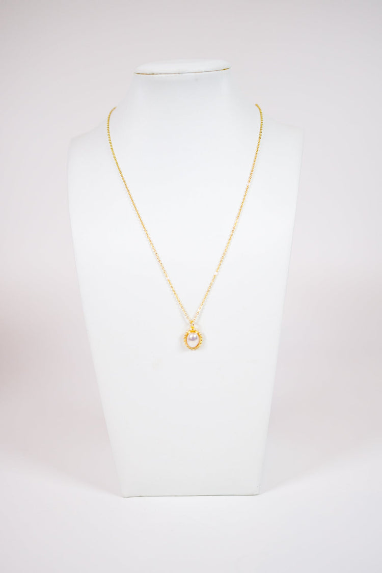 Elegant Pearl Necklace Jaxe + Grace Boutique