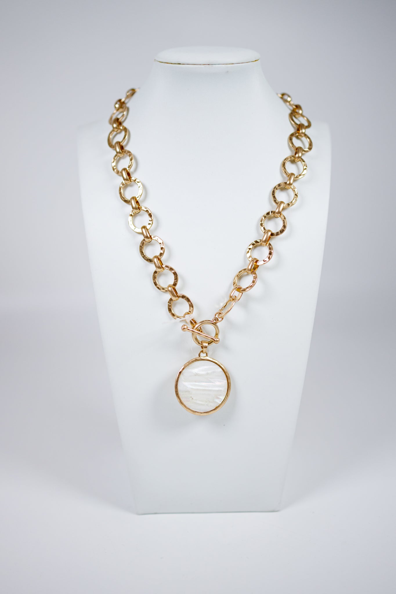 Chunky Chain Circle Pearl Necklace Jaxe + Grace Boutique