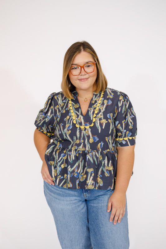 Curvy Navy Printed Scalloped Sleeve Top