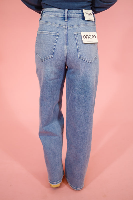 Oneso Relaxed Stretch Straight Leg Jeans