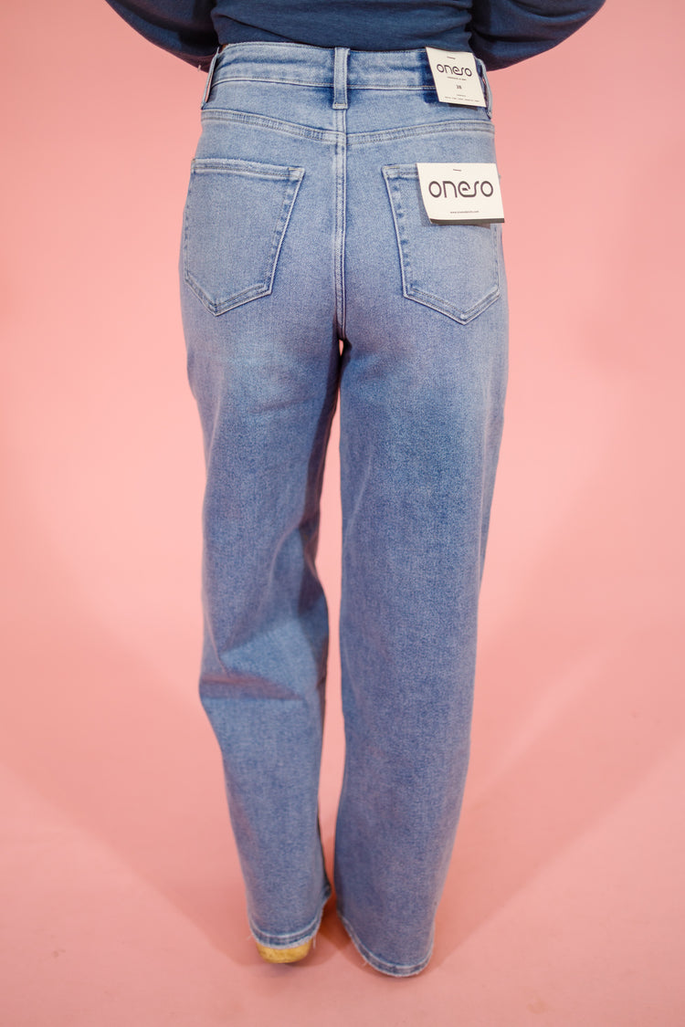 Oneso Relaxed Stretch Straight Leg Jeans