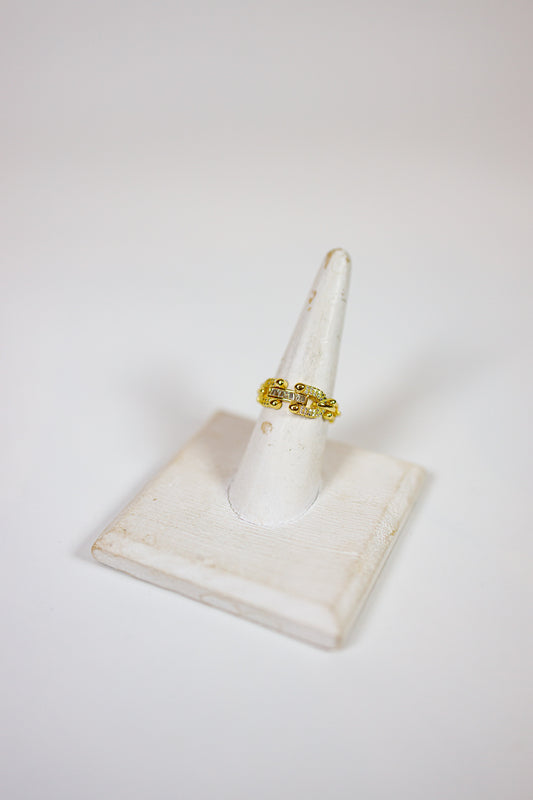 Pave Baguette Linked Oval Open Ring