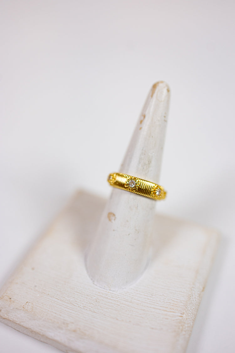 Adjustable Geometric Ring with Dazzling Accents